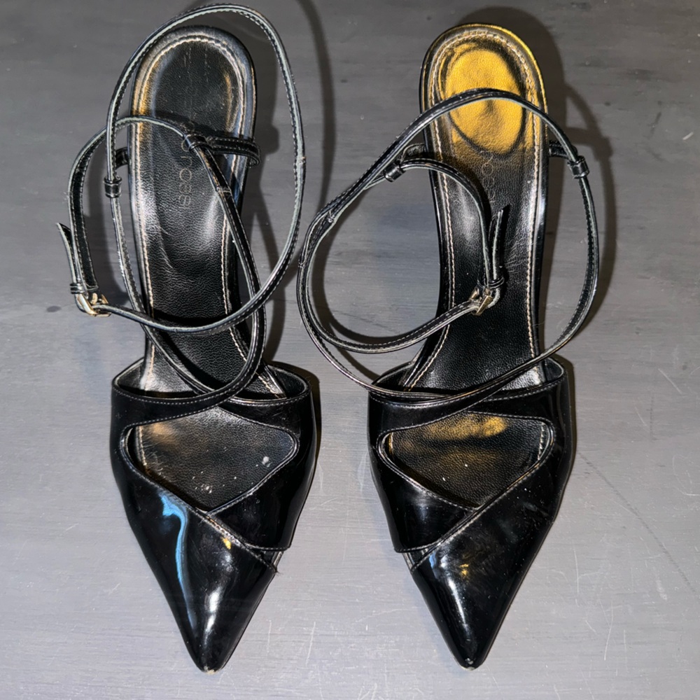 Vintage Sergio Rossi crisscross heels